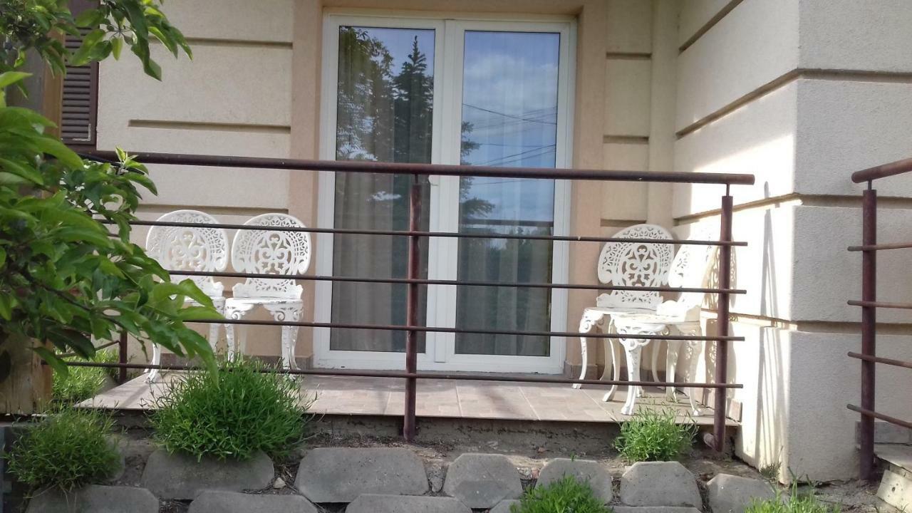 Sorompo Vendeghaz Hotel Balatonkenese Exterior foto